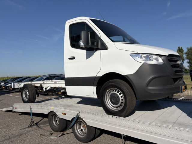Weer een “Nieuwe” Sprinter naar een vaste klant.